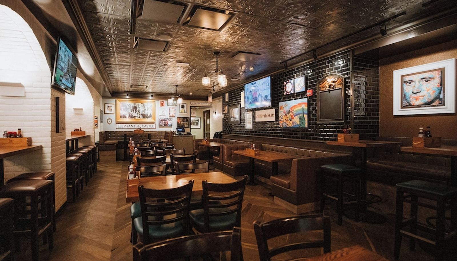 Restaurant - Central Loop Club Quarters Hotel