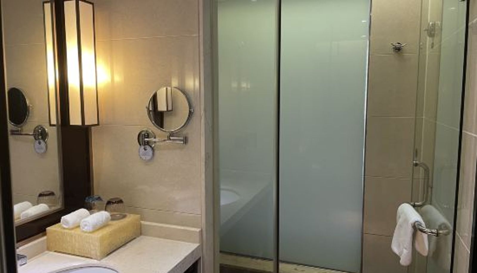Zimmer - Run Hua Si Ji Hotel