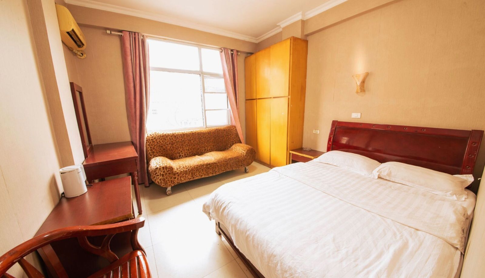 Camera - Meiyuan Hotel (Minzu Road Branch)
