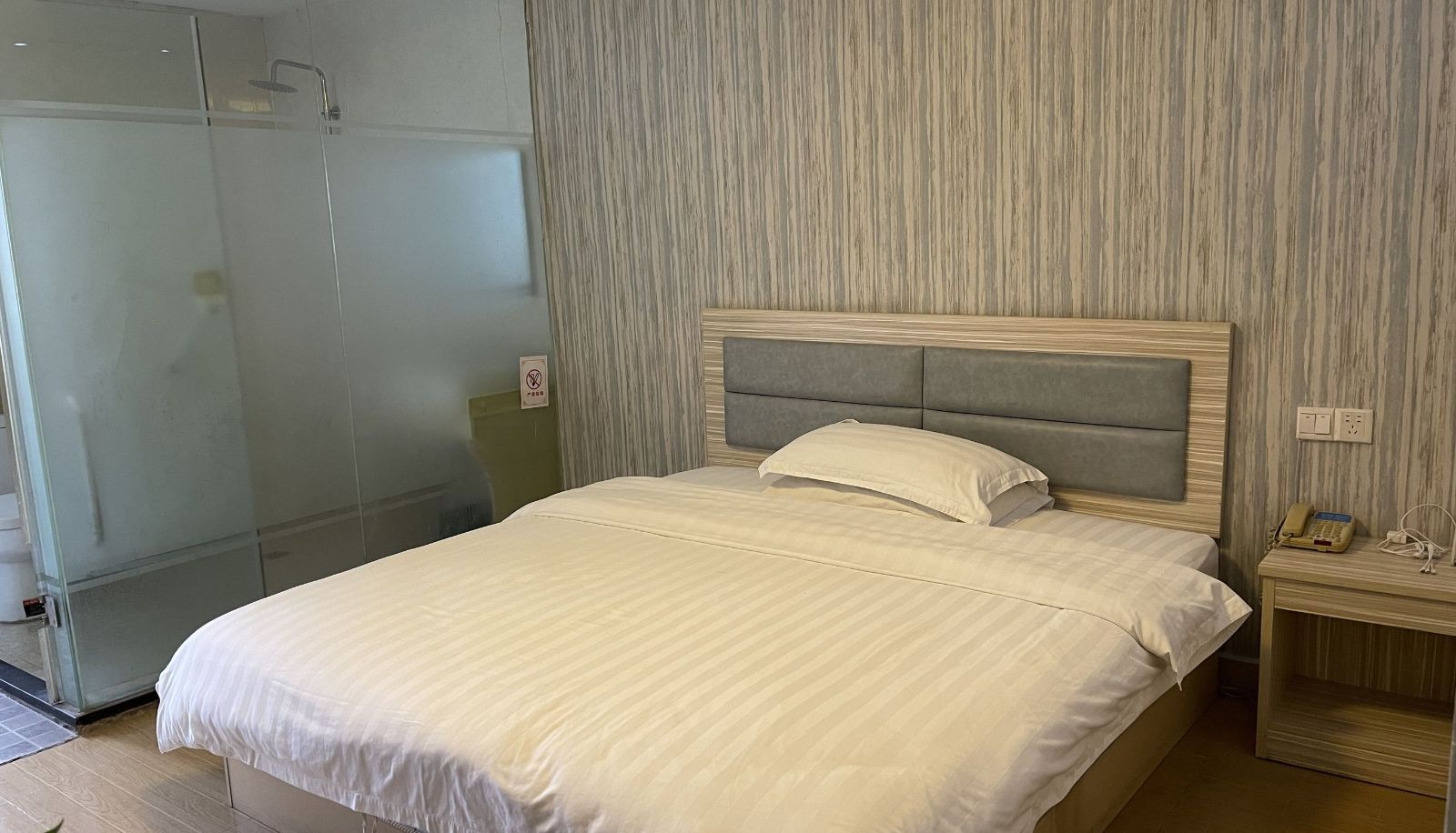 Pokój - Langyou Convenient Hotel