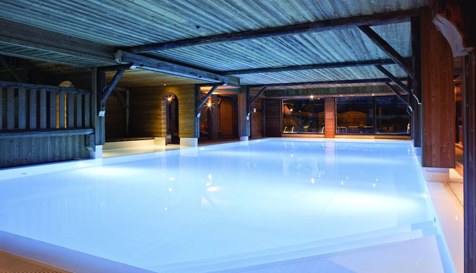 Piscina - The Originals Relais  La Tapiaz & SPA Chalet-Hôtel La Marmotte