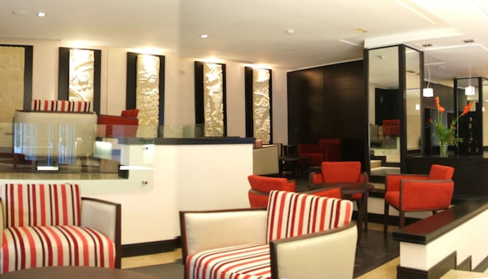 Sala - Ambassadeurs Hôtel
