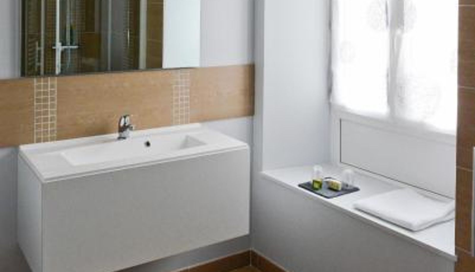 Cuarto de baño - Logis Hôtel Restaurant de France
