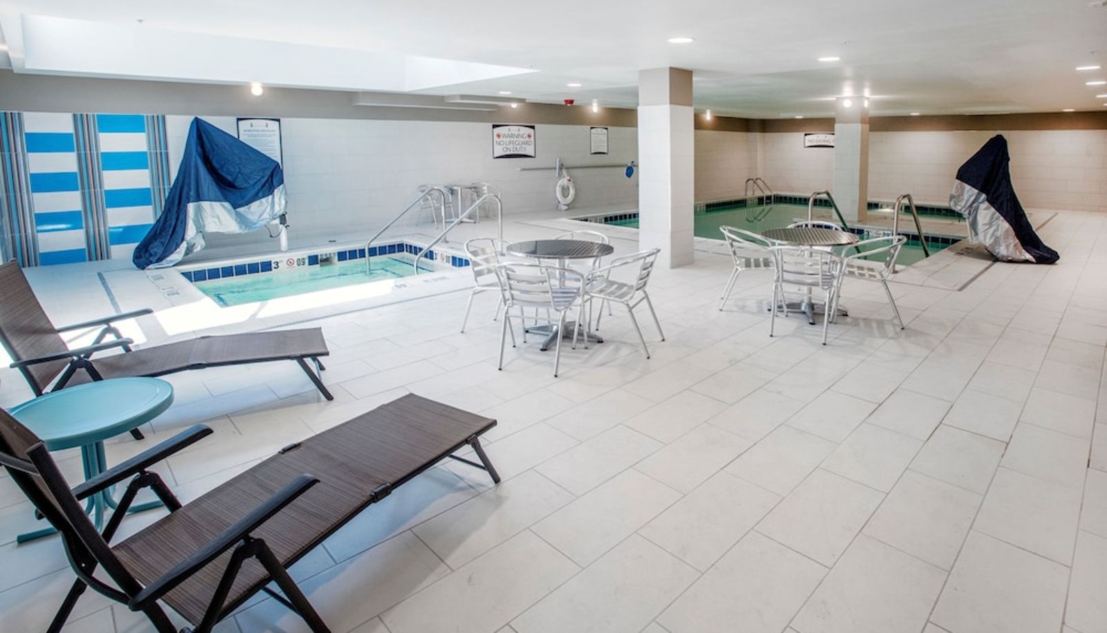Piscine - Staybridge Suites DENVER DOWNTOWN by IHG