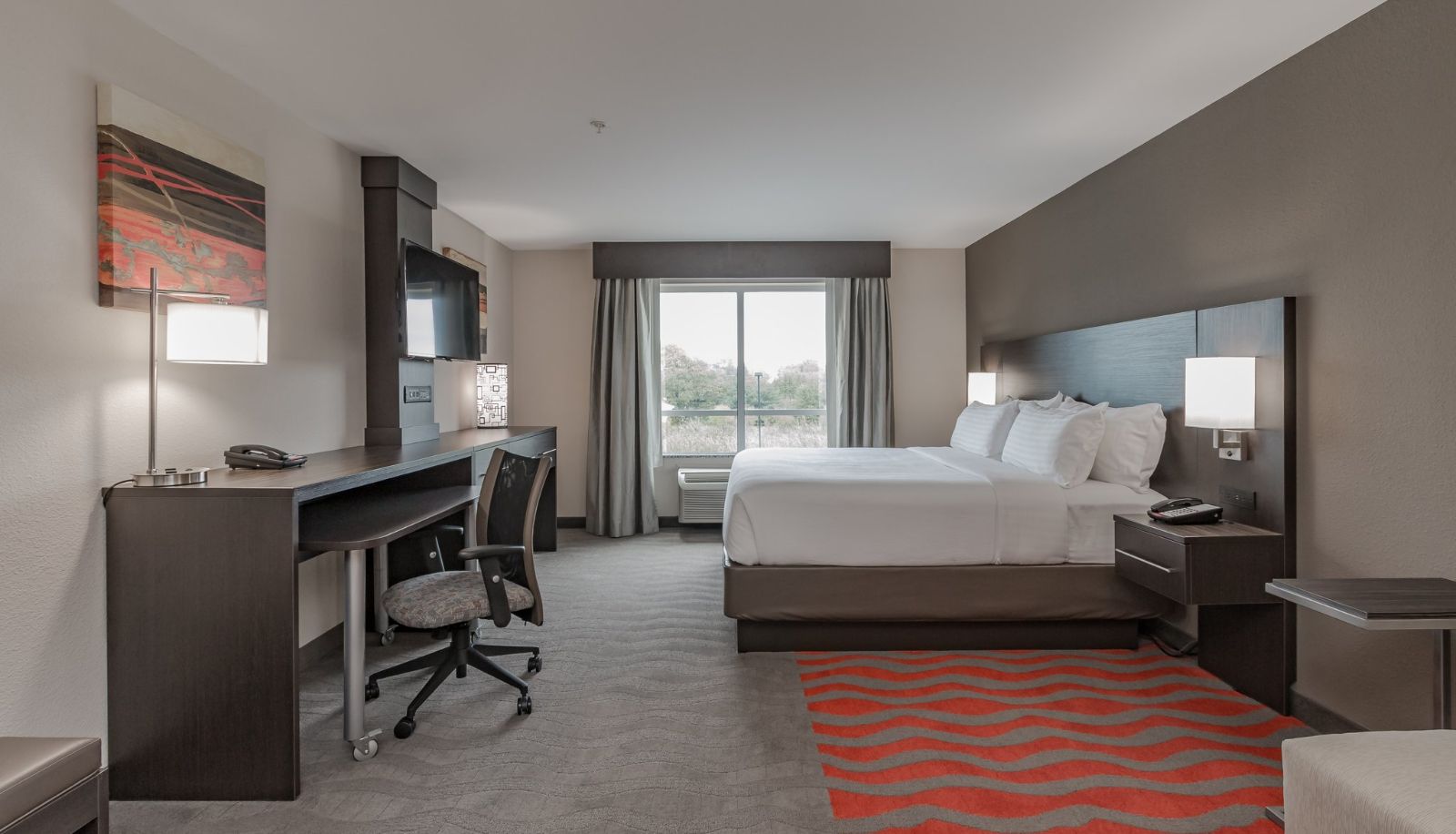 Camera - Holiday Inn MISHAWAKA - CONFERENCE CENTER by IHG