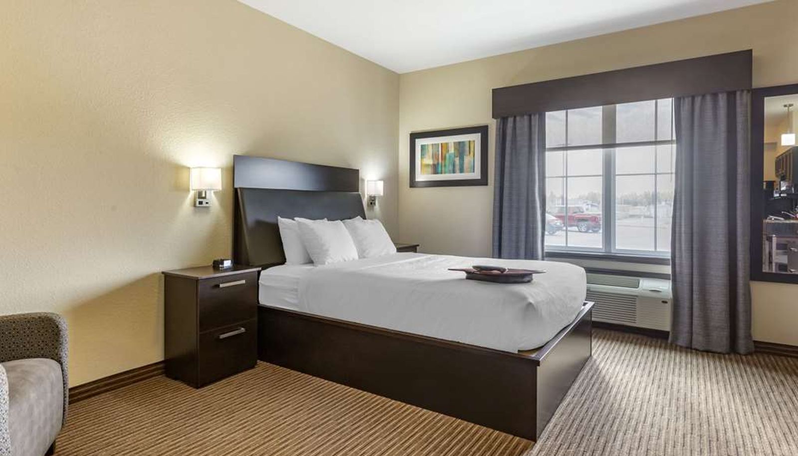 Zimmer - Quality Inn & Suites
