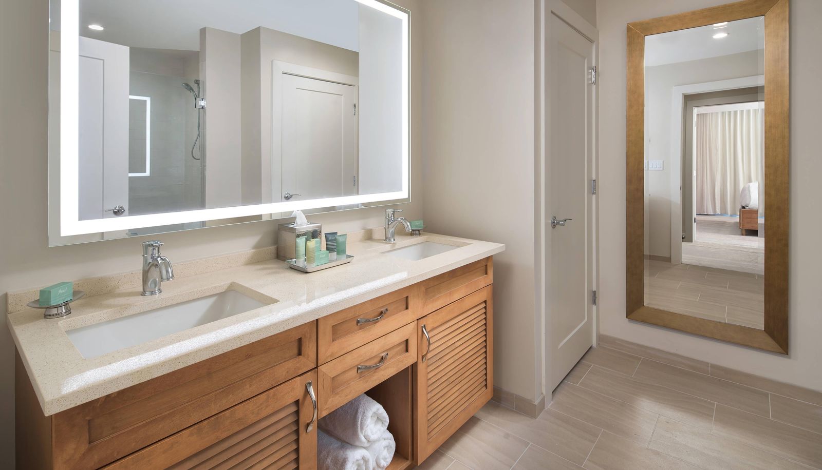 Room - Waterline Villas and Marina Autograph Collection