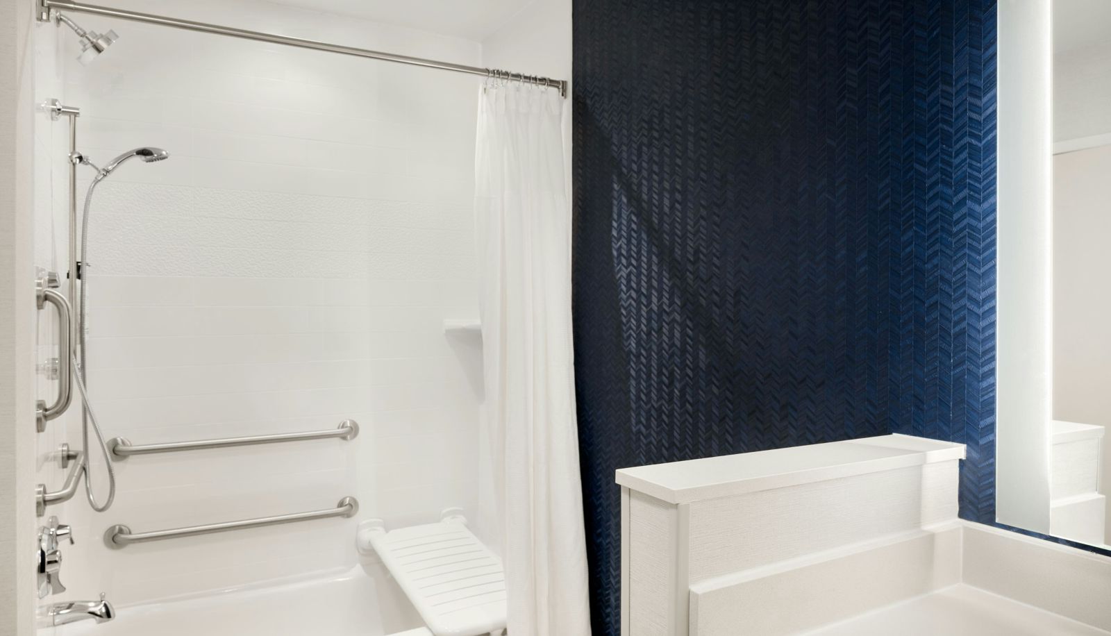 Chambre - Fairfield Inn and Suites by Marriott Cincinnati Uptown University Area