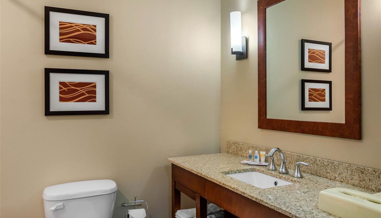 Room - Comfort Inn South Chesterfield - Colonial Heights