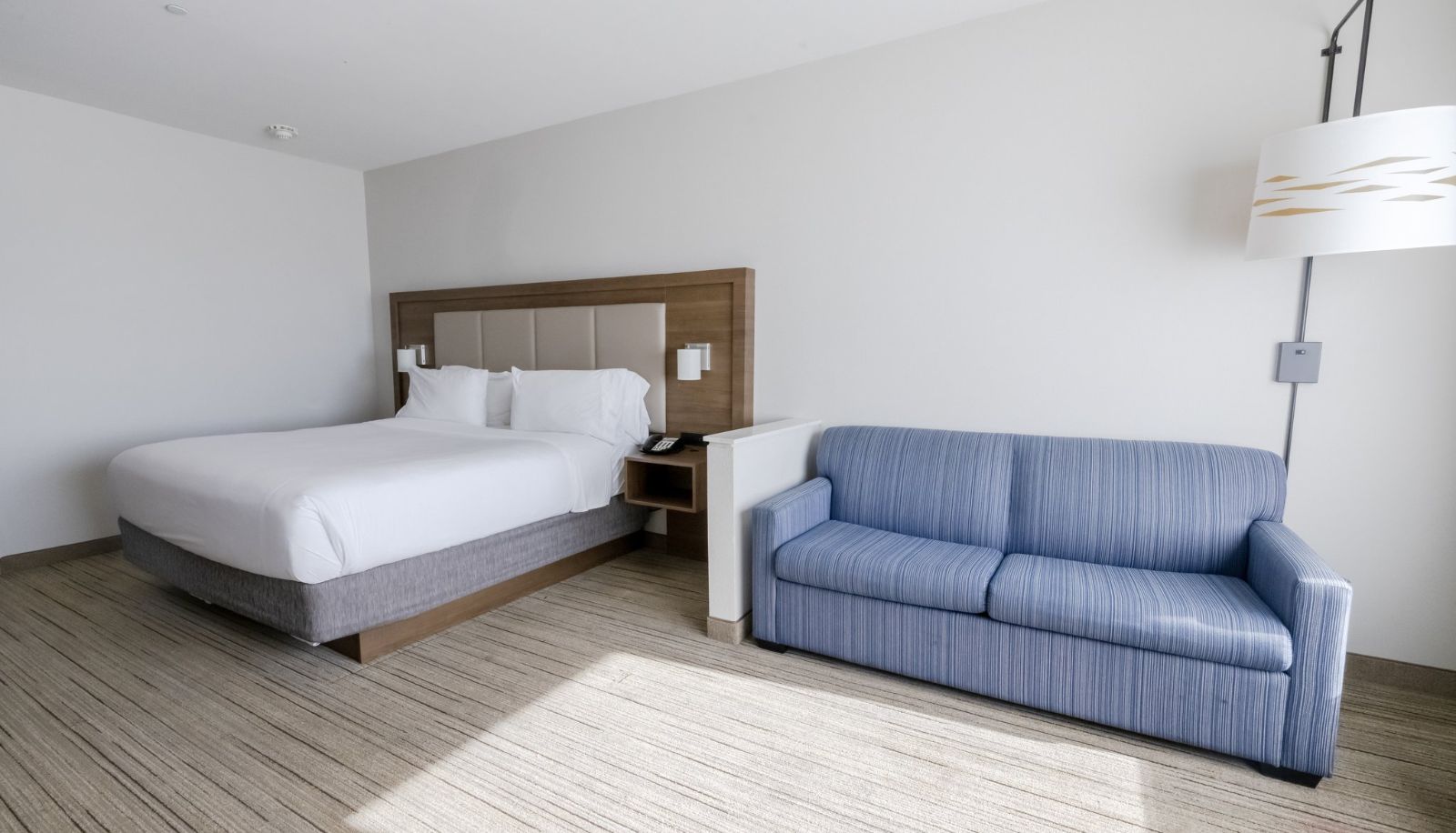 Habitación - Holiday Inn Express & Suites DALLAS NORTHEAST - ARBORETUM by IHG