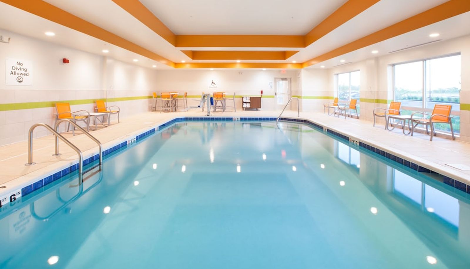 Piscina - Holiday Inn Express & Suites INDIANAPOLIS NE - NOBLESVILLE by IHG