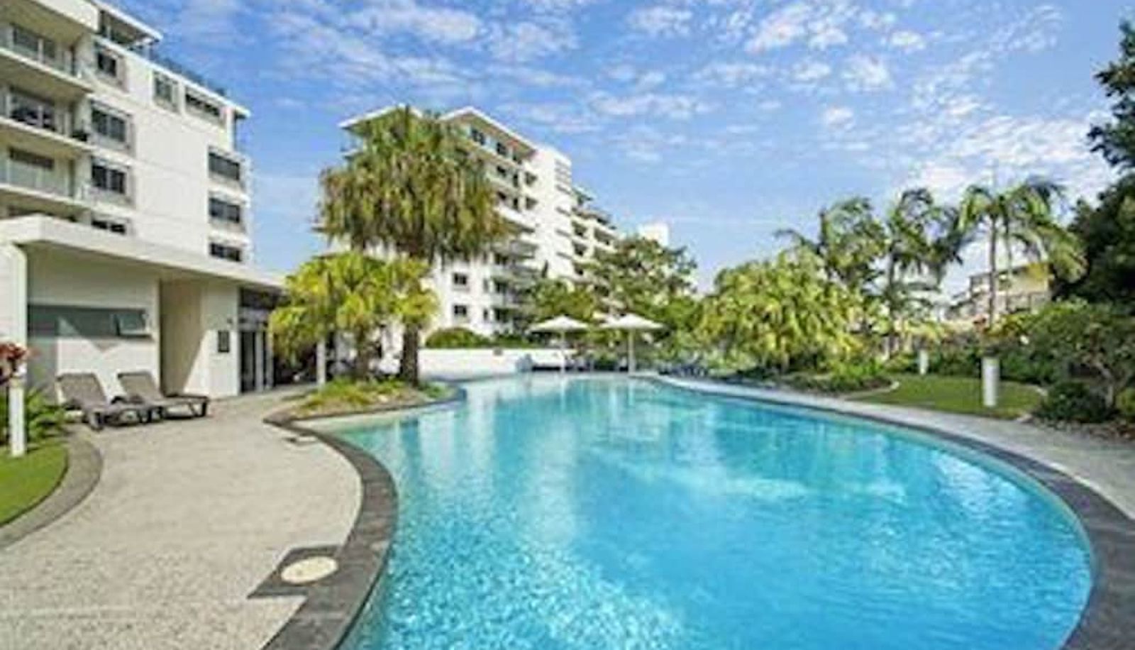 Pool - Horton Apartments