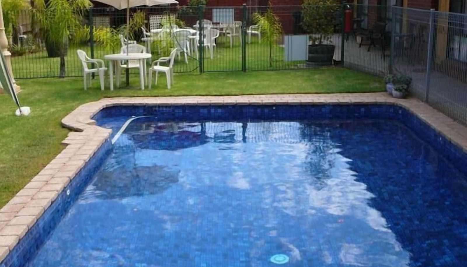 Pool - Murray River Motel