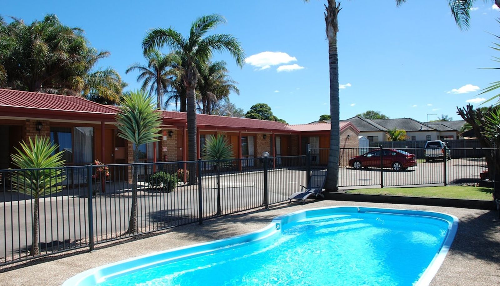 Pool - Cunningham Shore Motel
