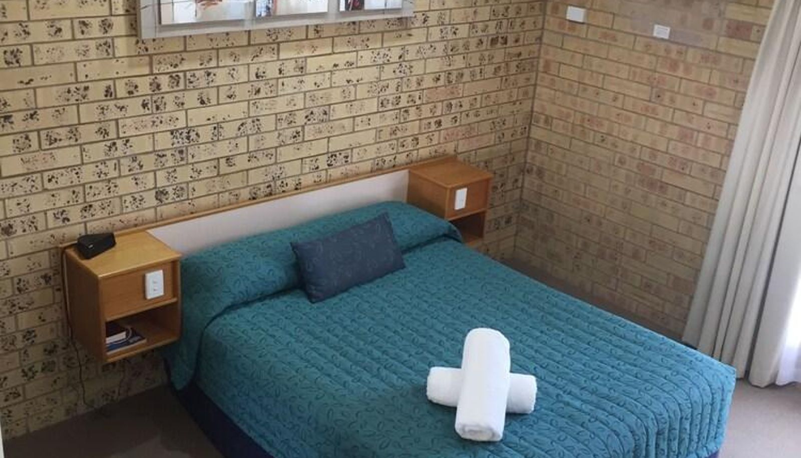 Camera business - Mulga Country Motor Inn