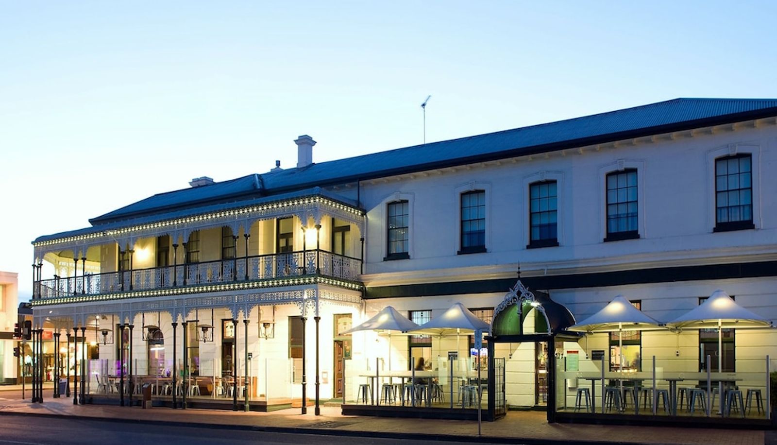 Reception - Mount Gambier Hotel