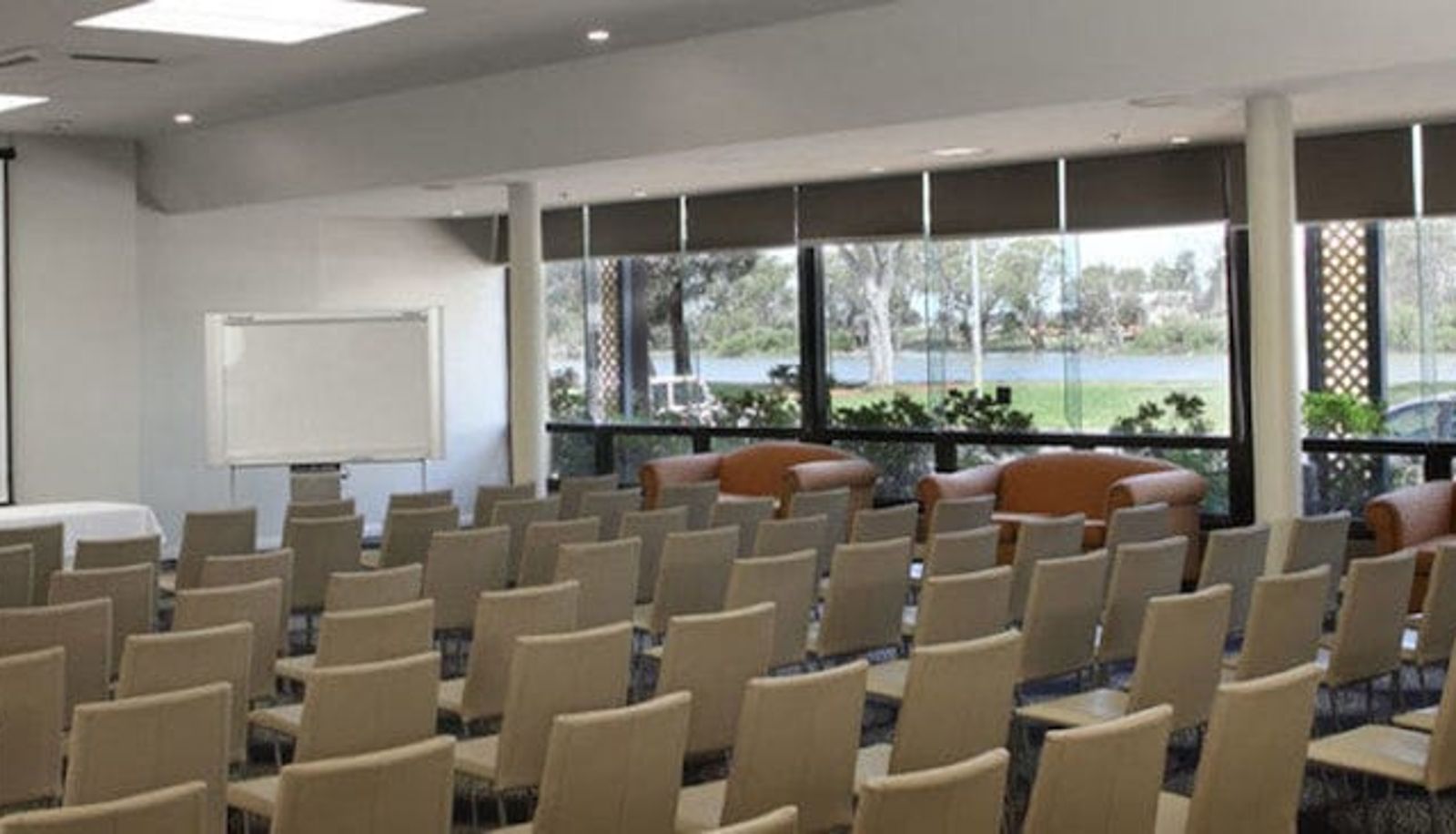 Meeting room - Berri Hotel