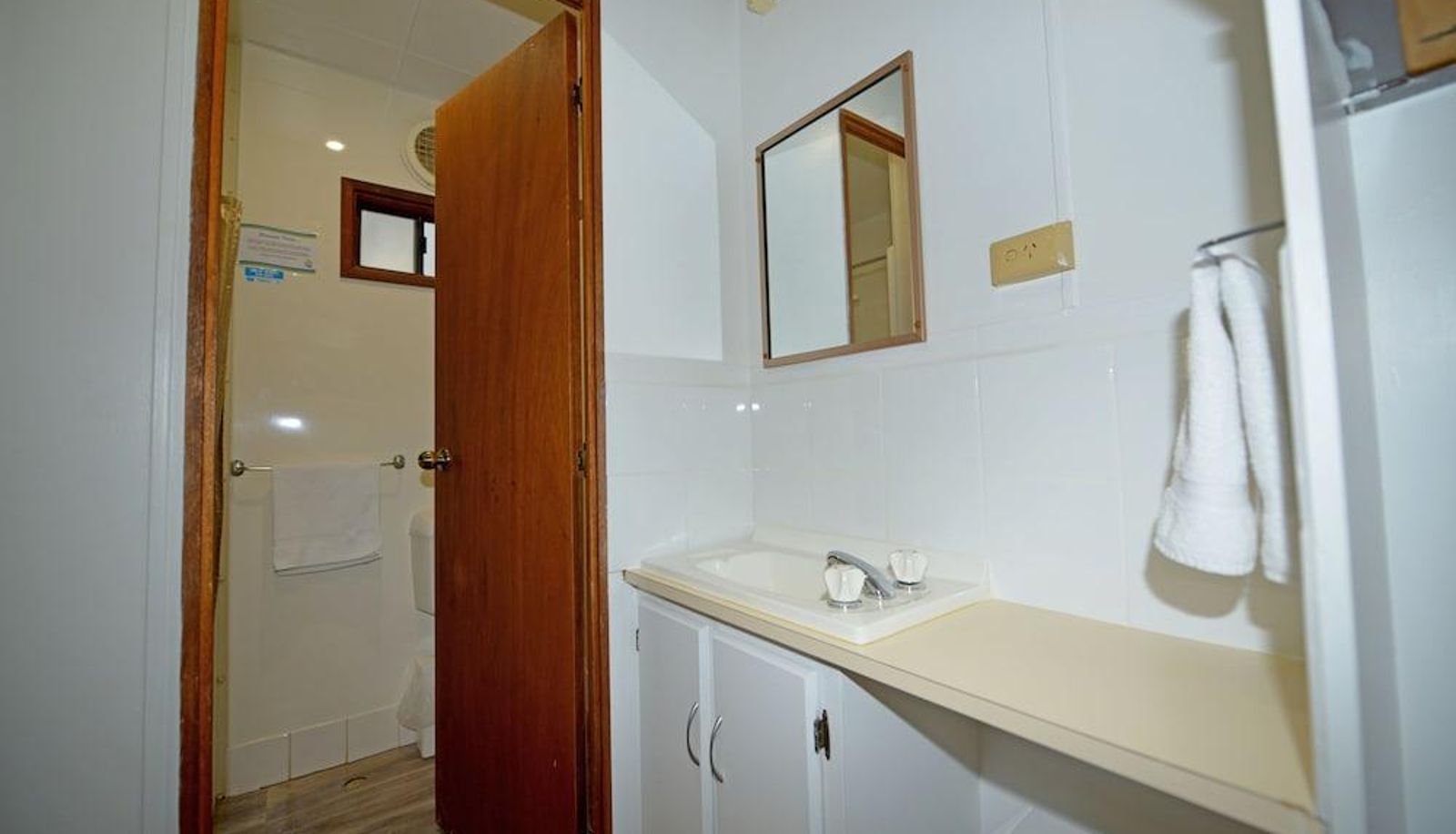 Standard room - Riverbend Caravan Park Renmark