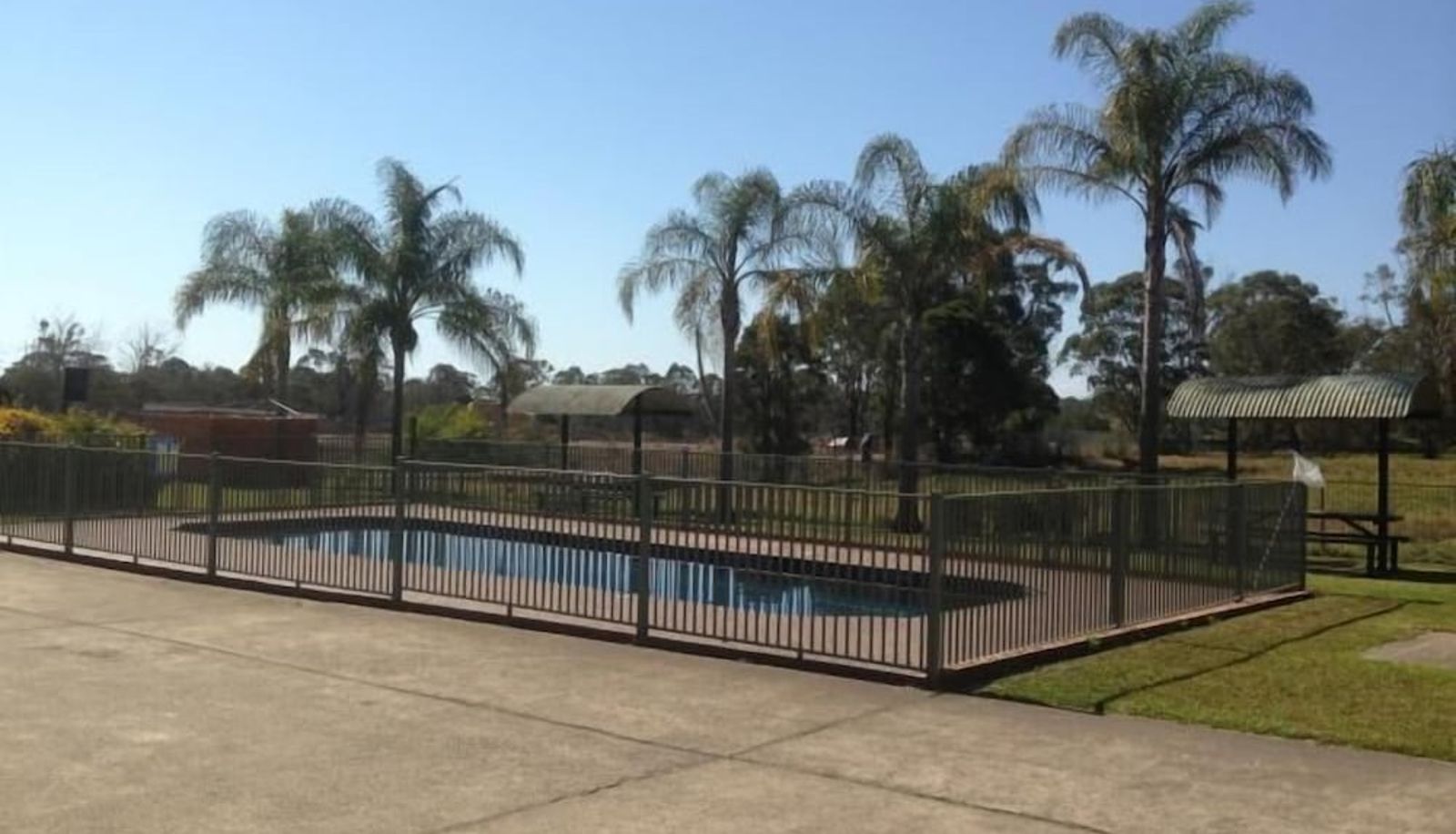 Piscina - Alexander The Great Motel