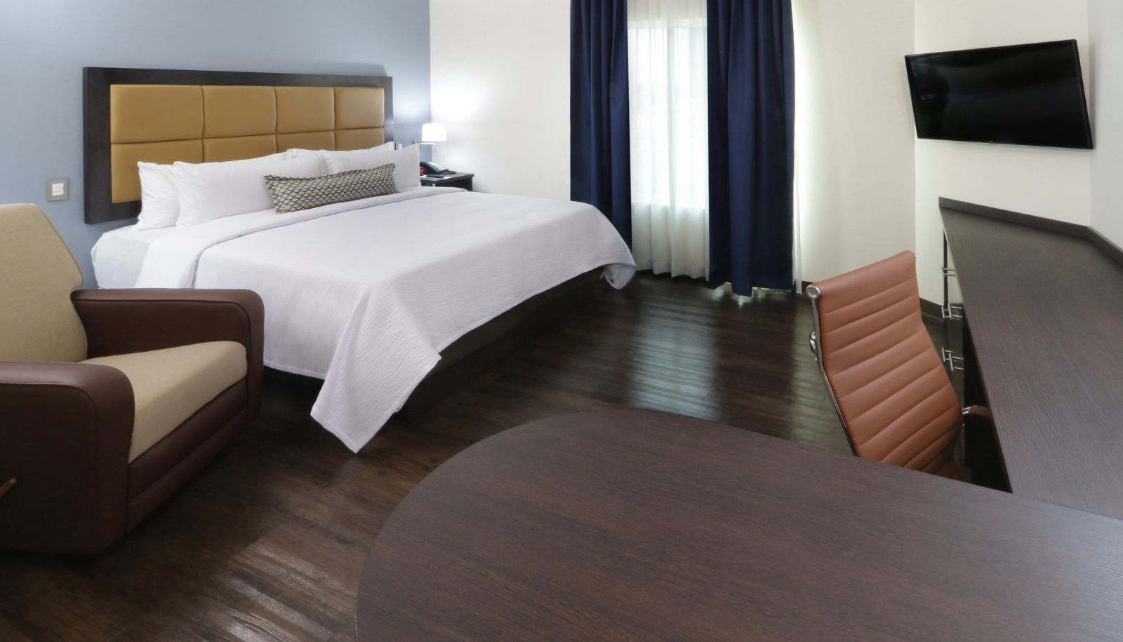 Zimmer - Candlewood Suites CELAYA by IHG