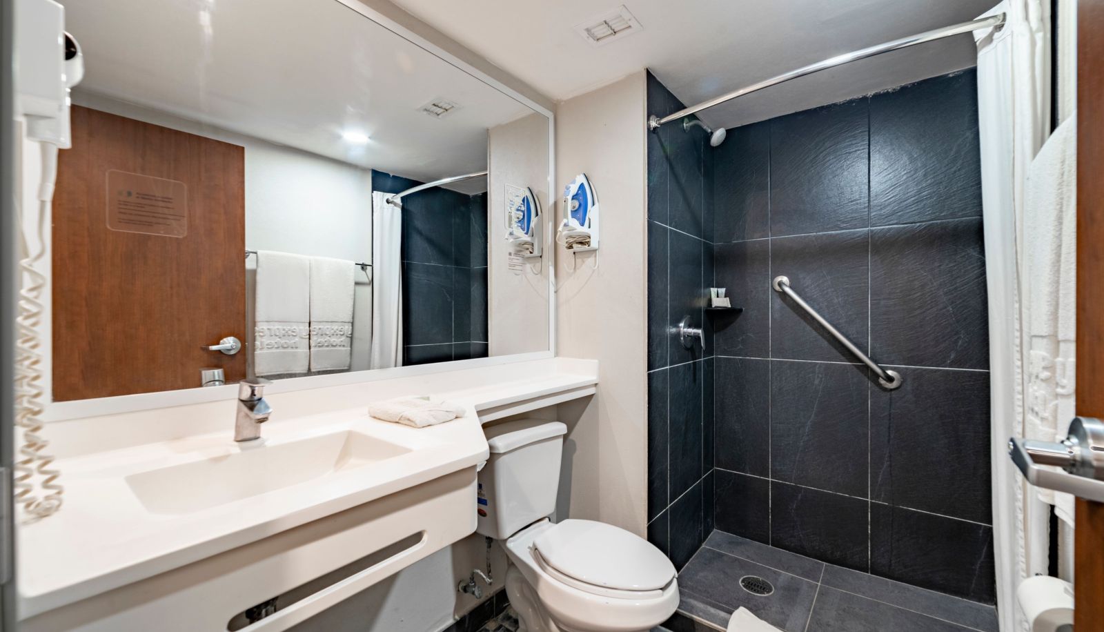 Zimmer - City Express by Marriott Paraiso