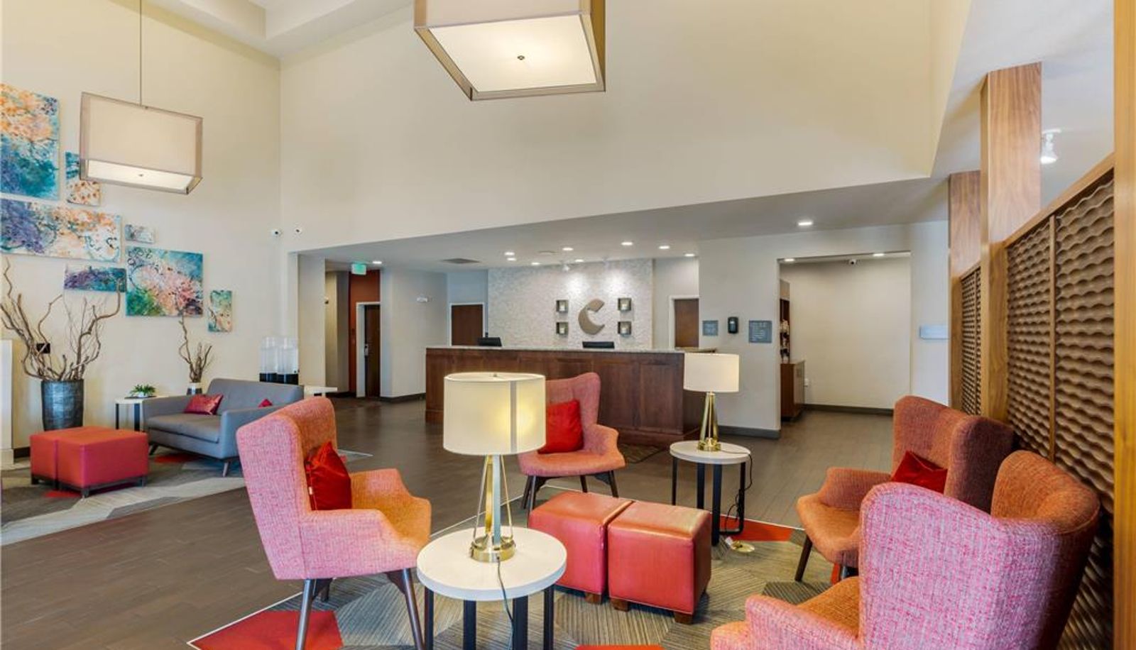 Hall - Comfort Suites Loveland