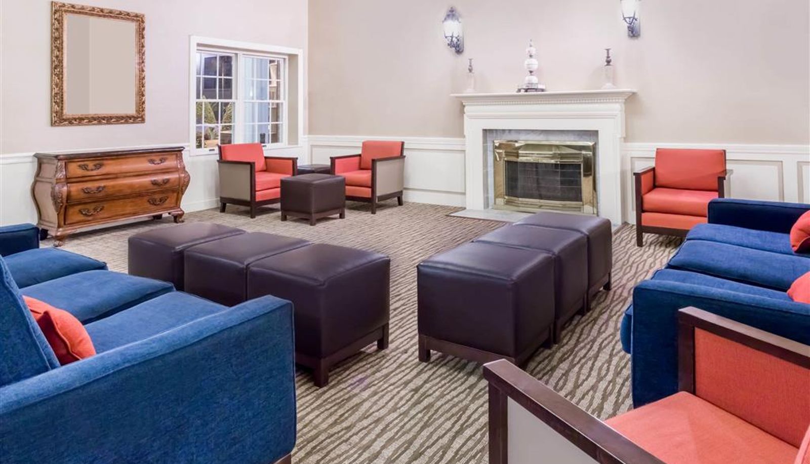 Lobby - Days Inn by Wyndham Williamsburg Historic Area