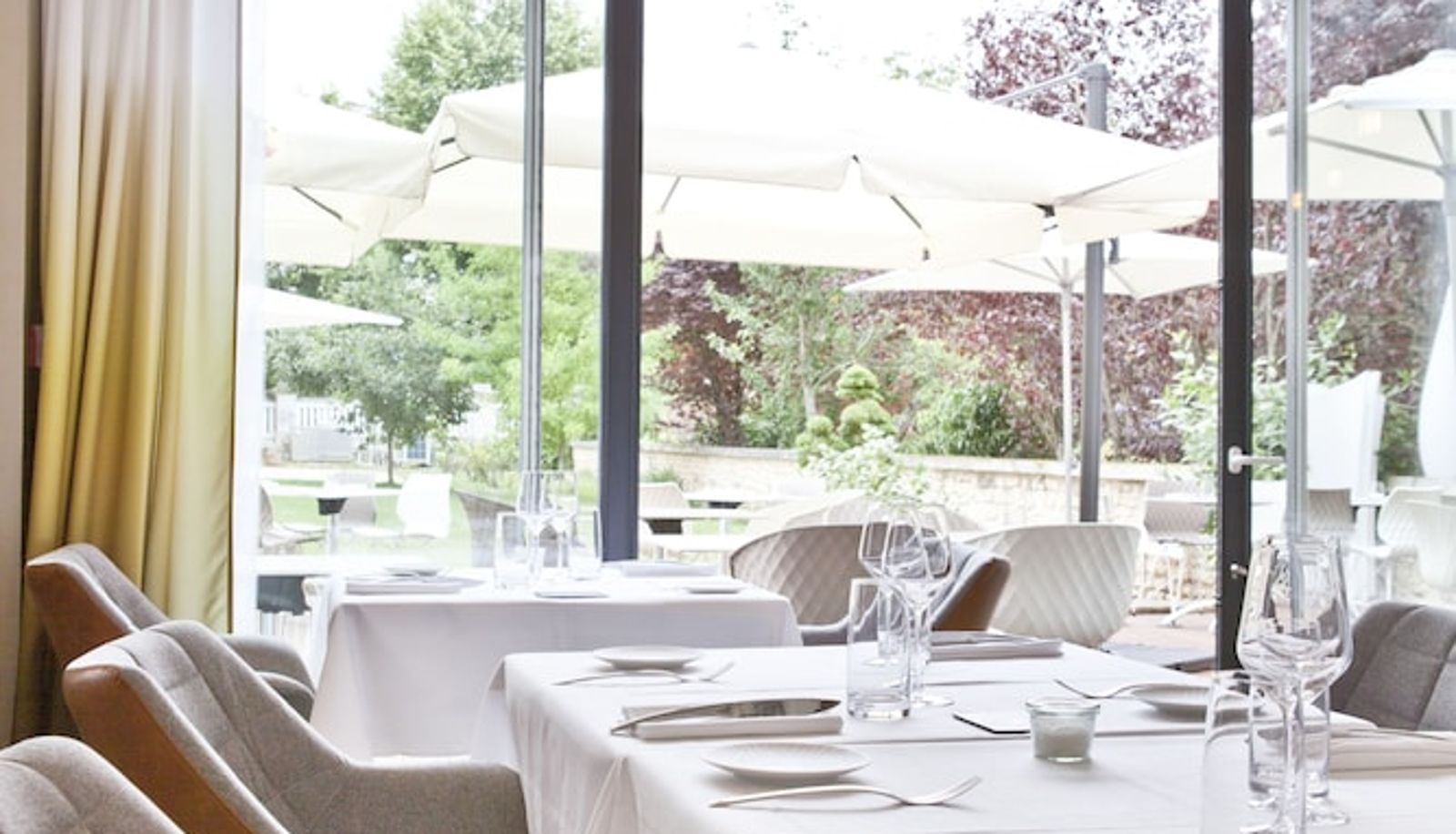 Restaurante - Hotel Angoulême Le Saint Gelais