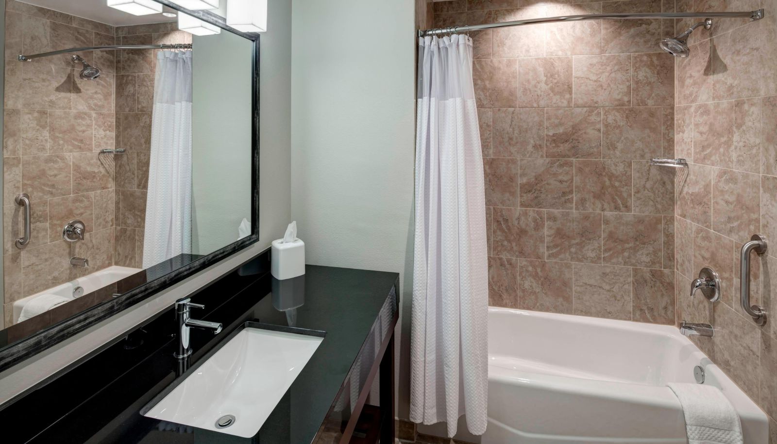 Zimmer - Courtyard by Marriott Dallas Plano Richardson