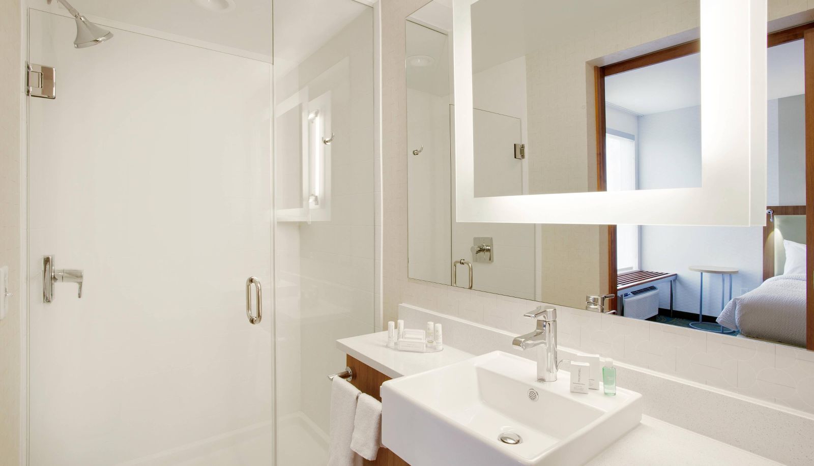 Camera - SpringHill Suites by Marriott Murray