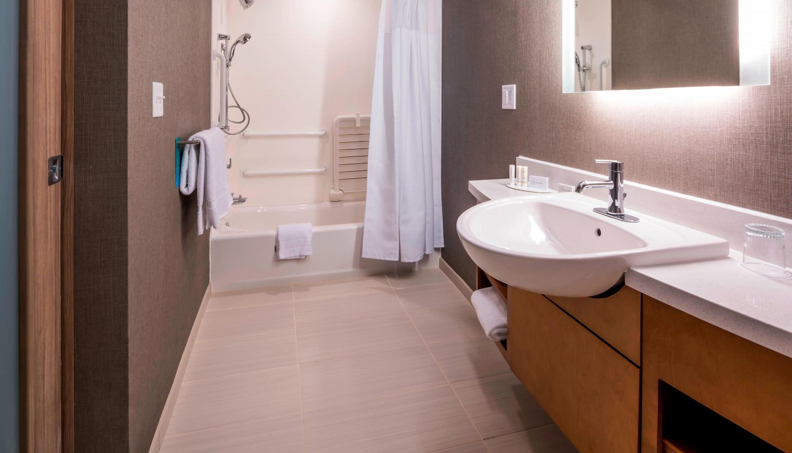 Zimmer - SpringHill Suites by Marriott Fishkill