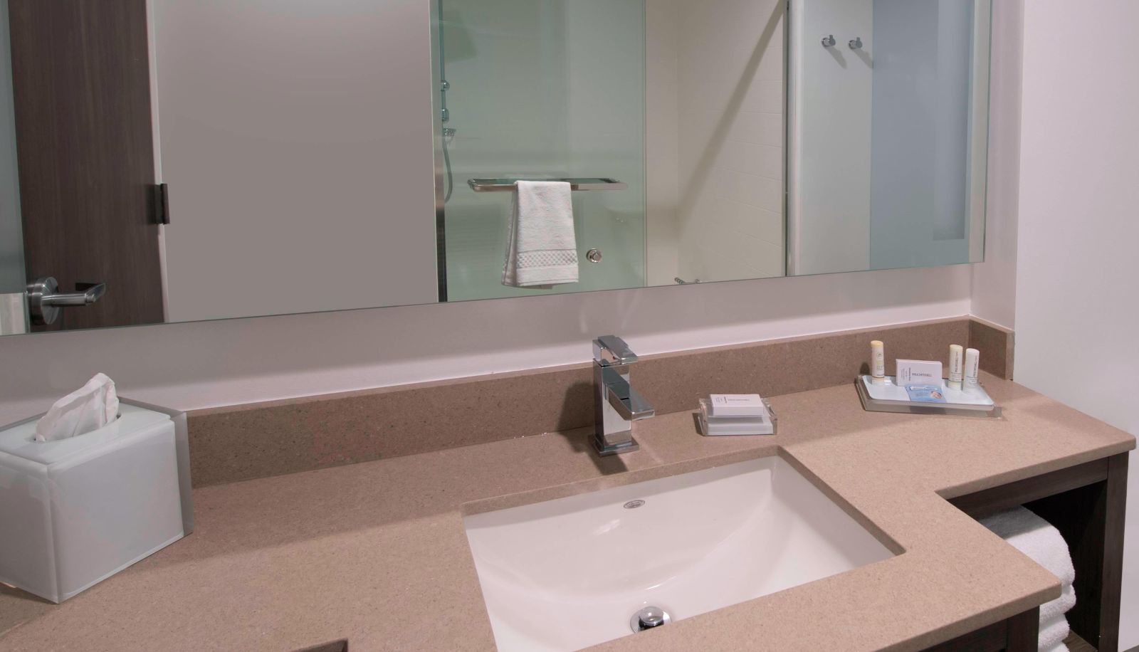 Zimmer - SpringHill Suites by Marriott Navarre Oceanfront