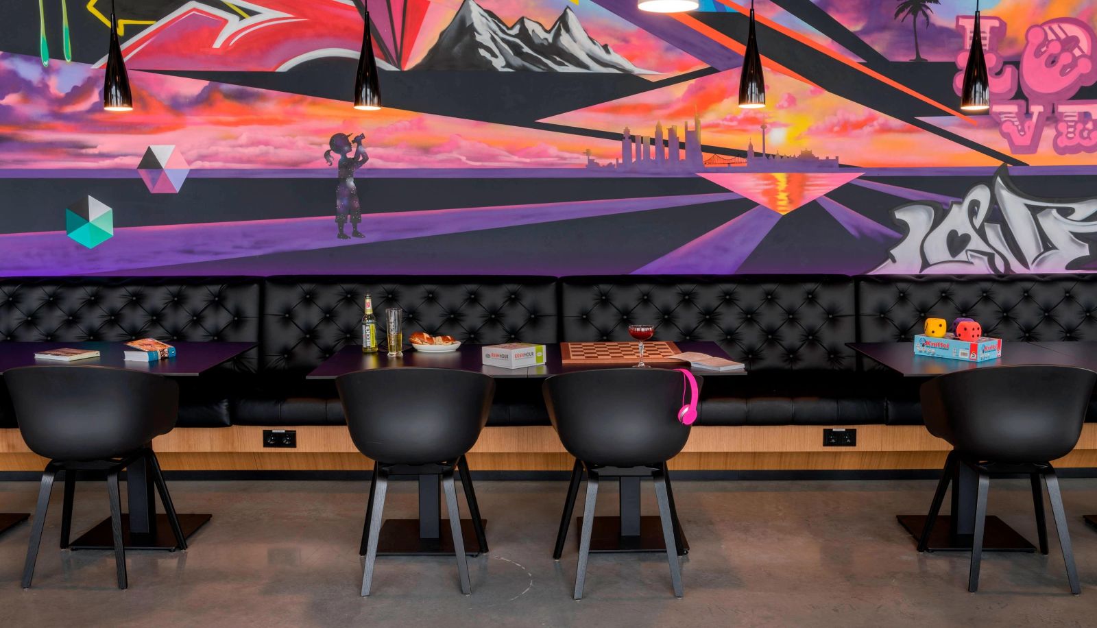 Room - Moxy Frankfurt Airport