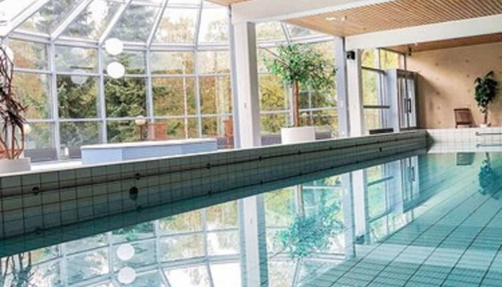 Pool - Hotel Nuuksio - Conferences and events