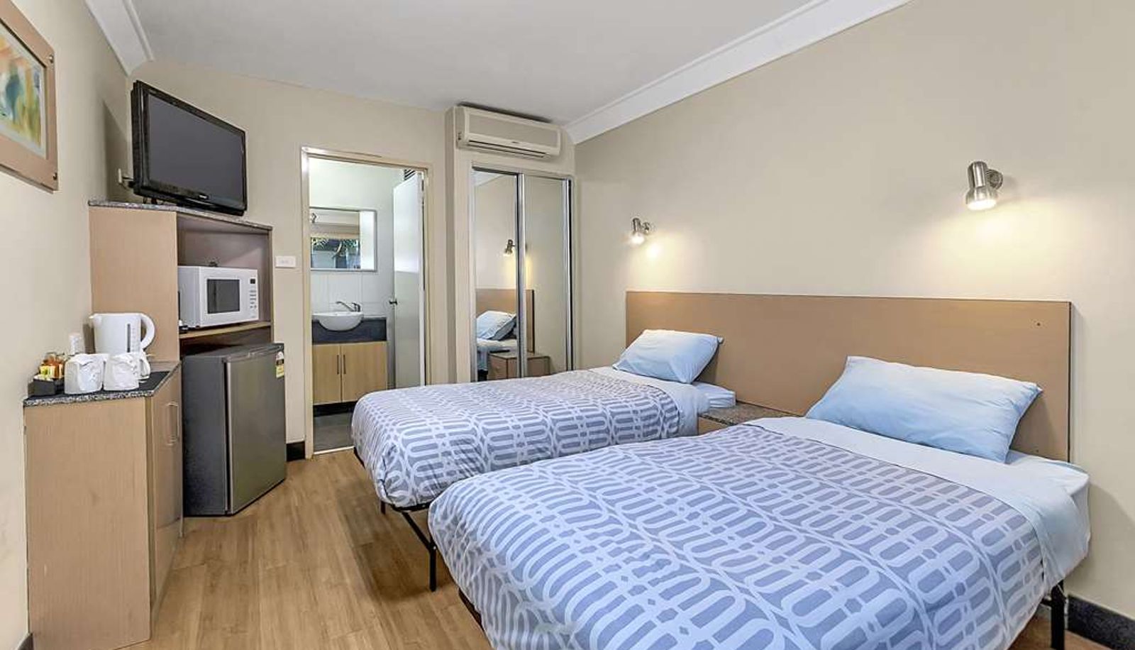Camera - Econo Lodge Karratha