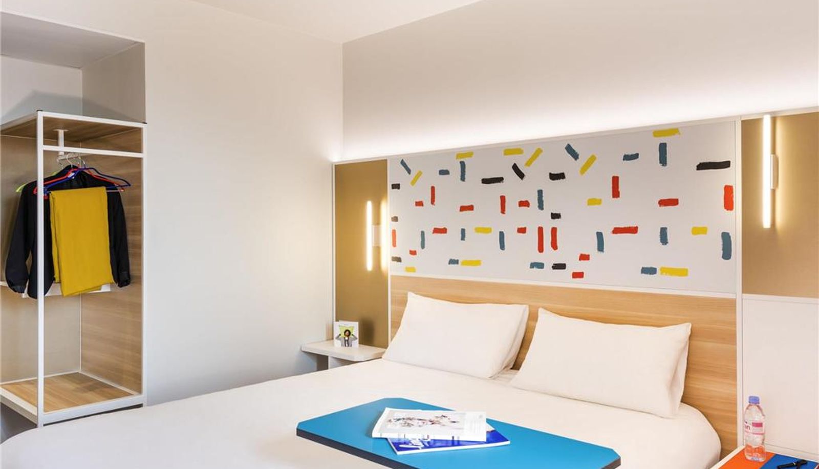 Zimmer - ibis Styles Versailles Guyancourt