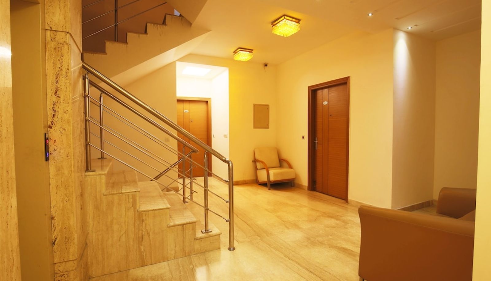 Hall - FabHotel GRD DLF Square