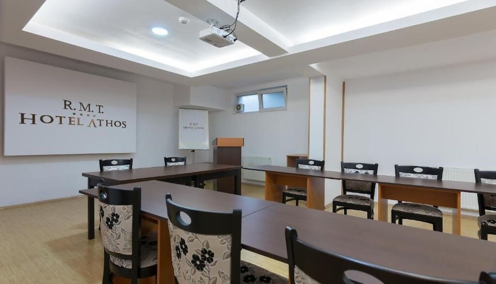 Business center - Hotel Athos Rmt