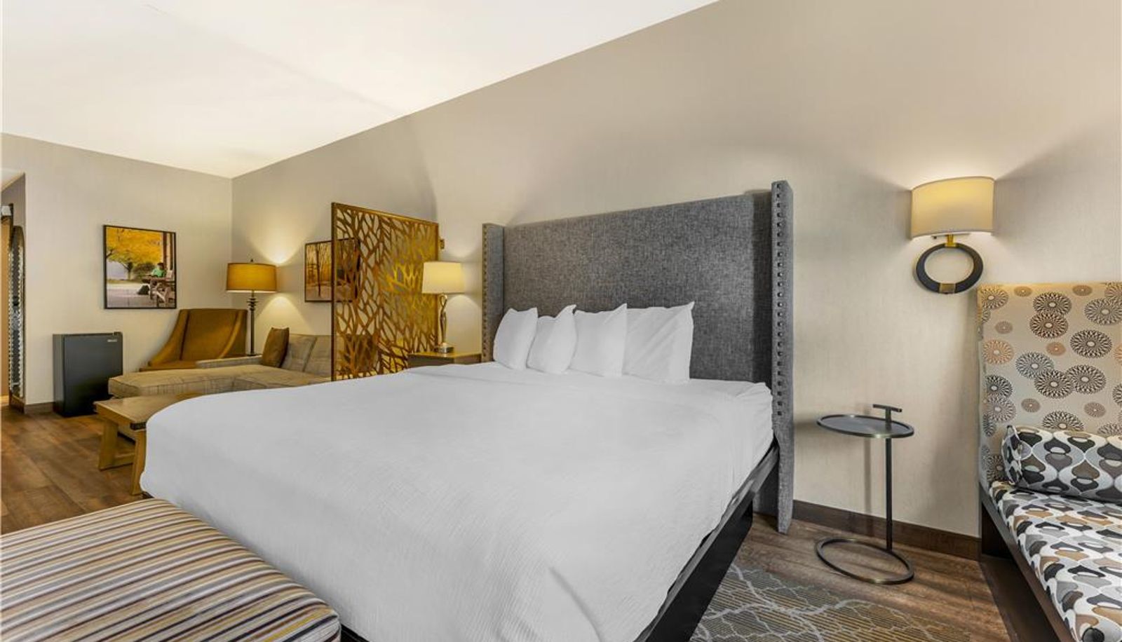 Room - Best Western Plus Franciscan Square Inn and Suites Steubenville