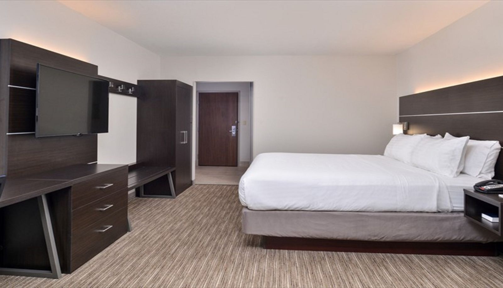Zimmer - Holiday Inn Express & Suites PARKERSBURG EAST by IHG