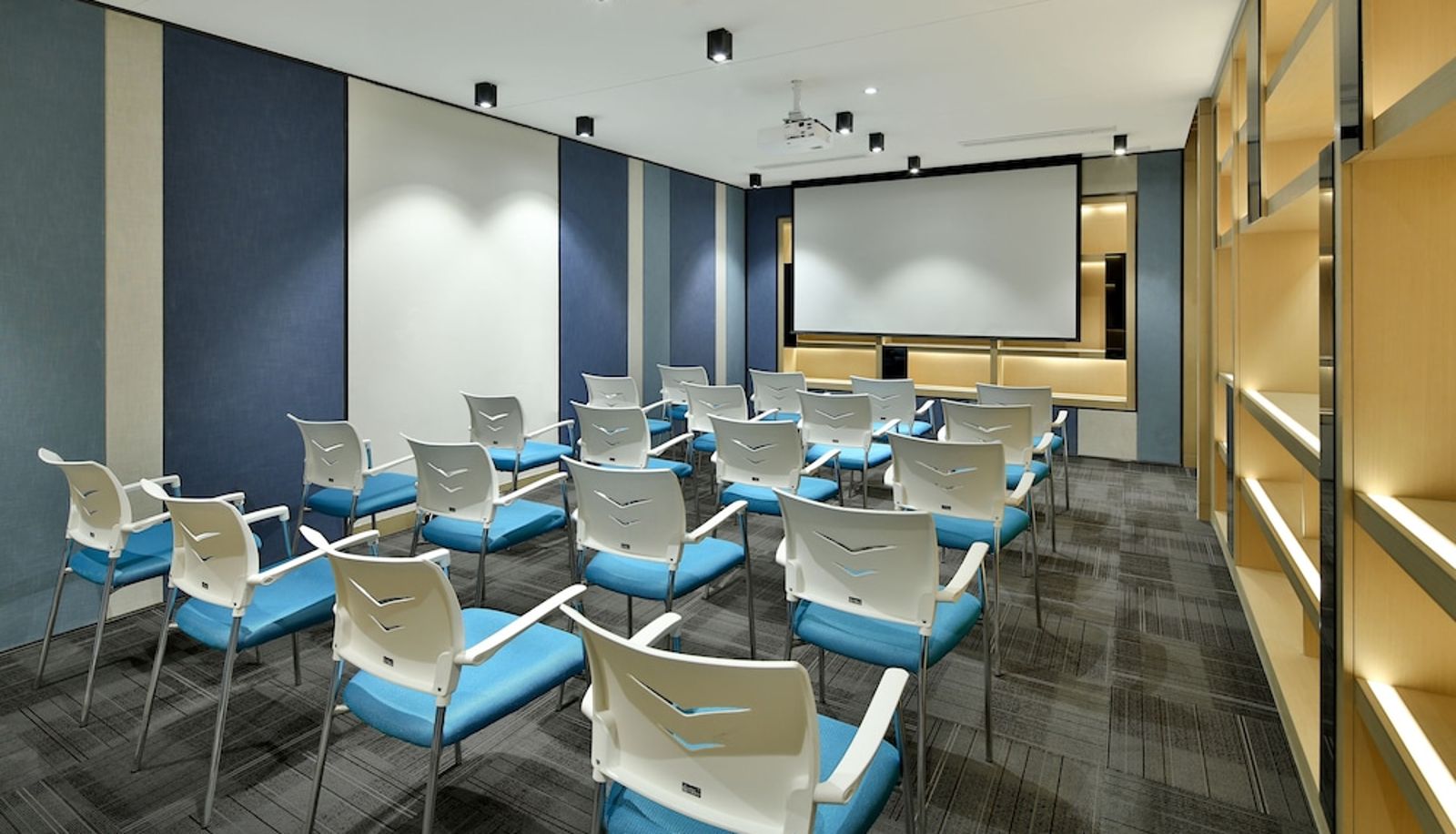 Meeting room - Holiday Inn Express CHENGDU WENJIANG HOTSPRING by IHG