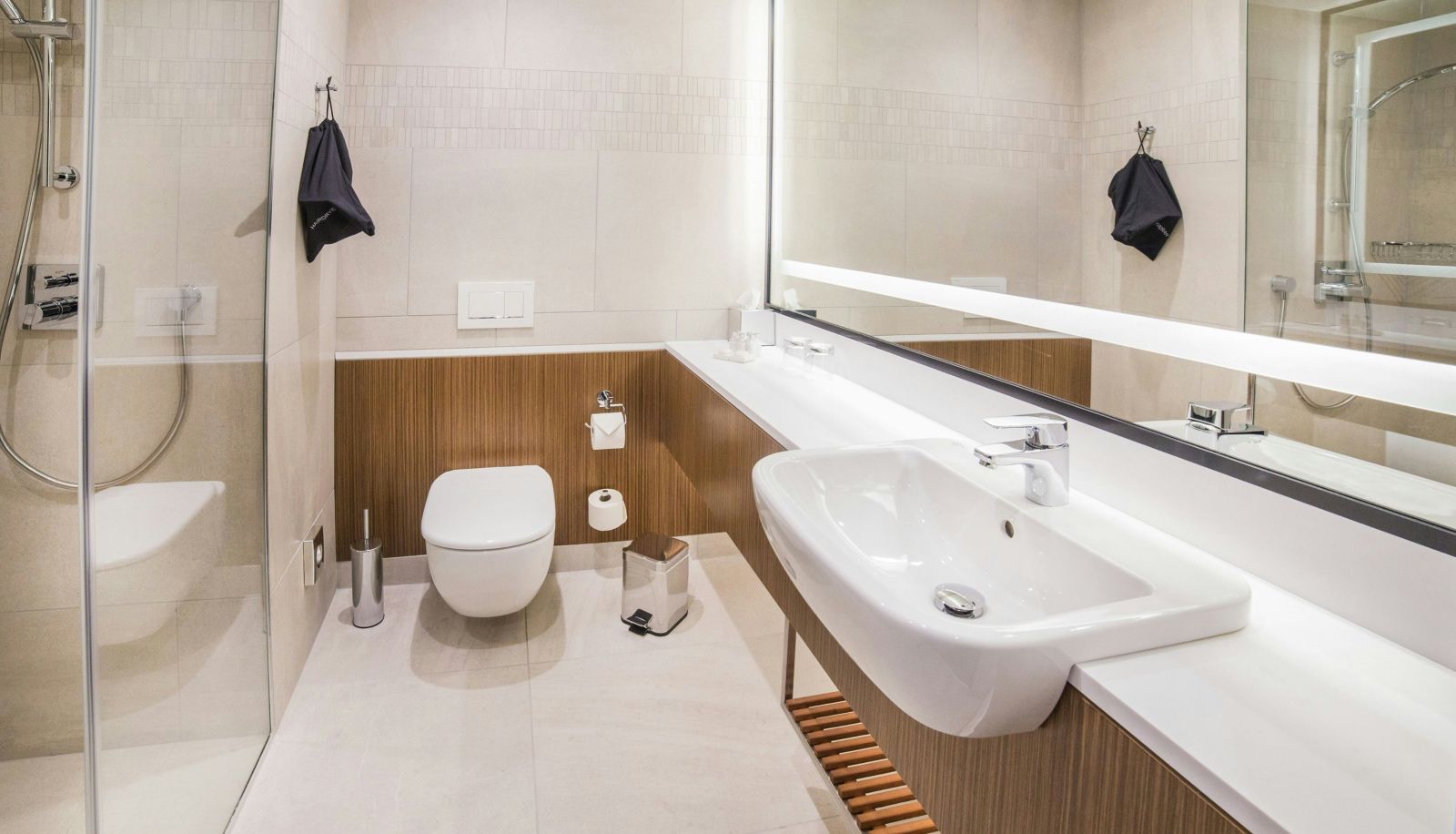 Room - Courtyard by Marriott Katowice City Center