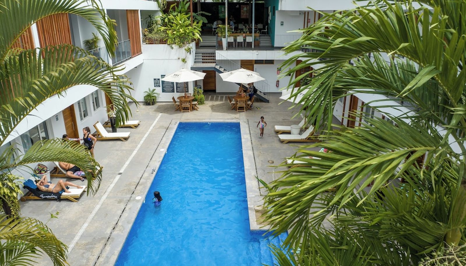 Pool - Tucan Suites Apart Hotel – Hotel Asociado Casa Andina