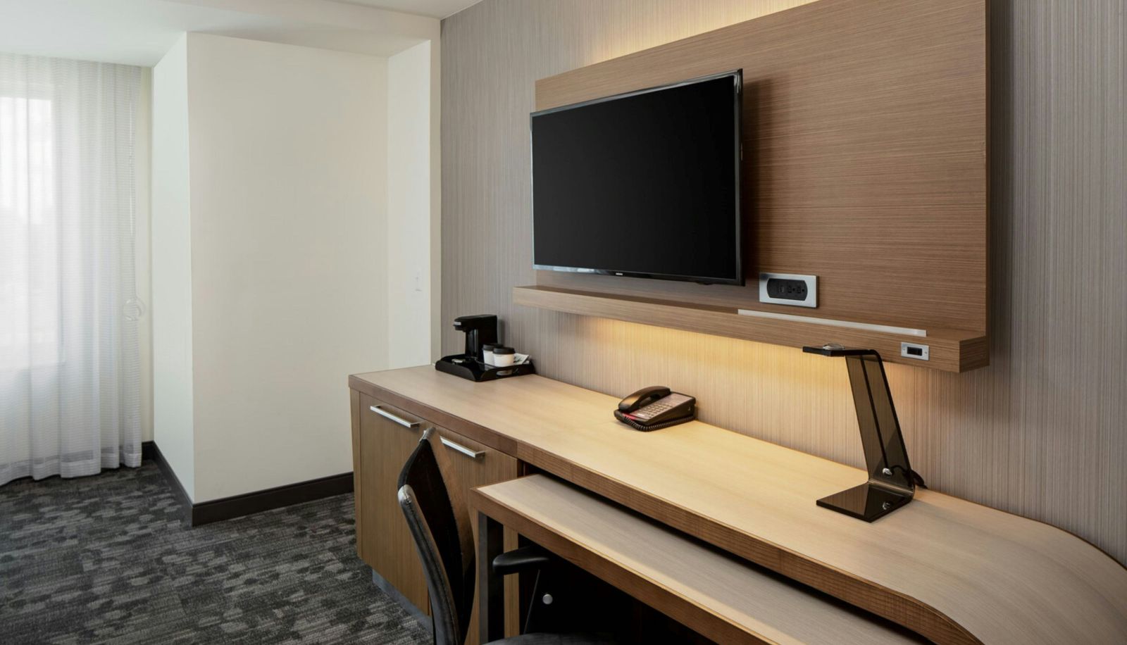 Room - Courtyard by Marriott Detroit Farmington Hills