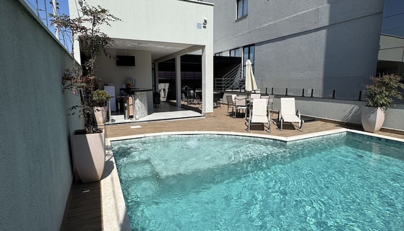 Pool - Occitano Apart Hotel