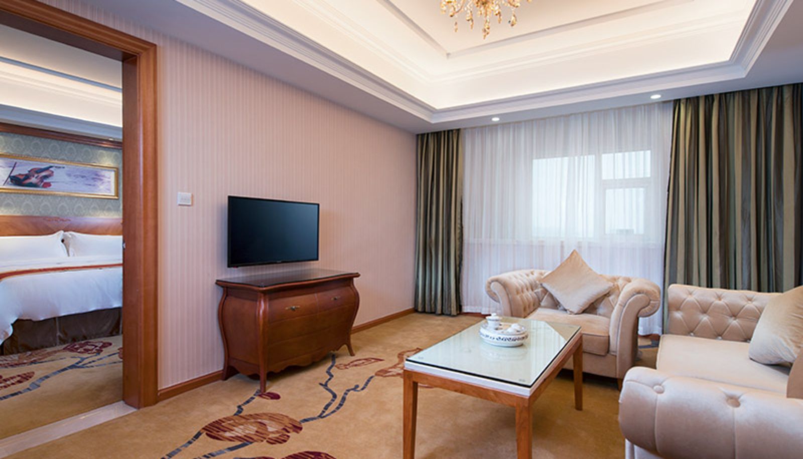 Zimmer - Vienna Hotel (Chaoyang High Speed Rail Station Store) High-Speed Train Station
