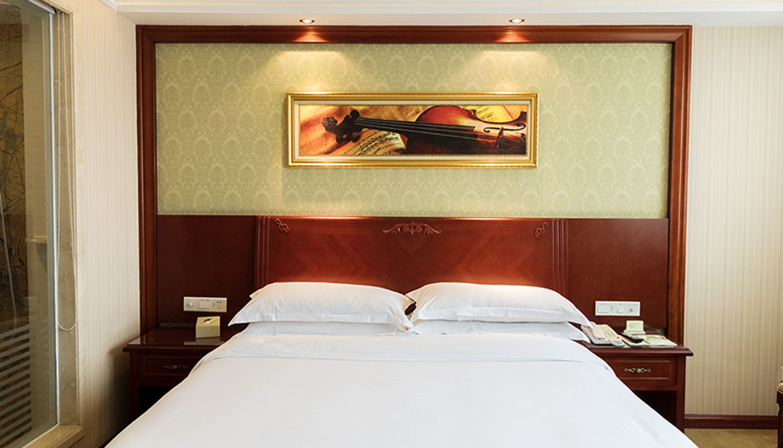 Camera - Foshan)  Jihua Road Vienna Hotel (Zhangcha Subway Station Jihua Road(Domestic only)