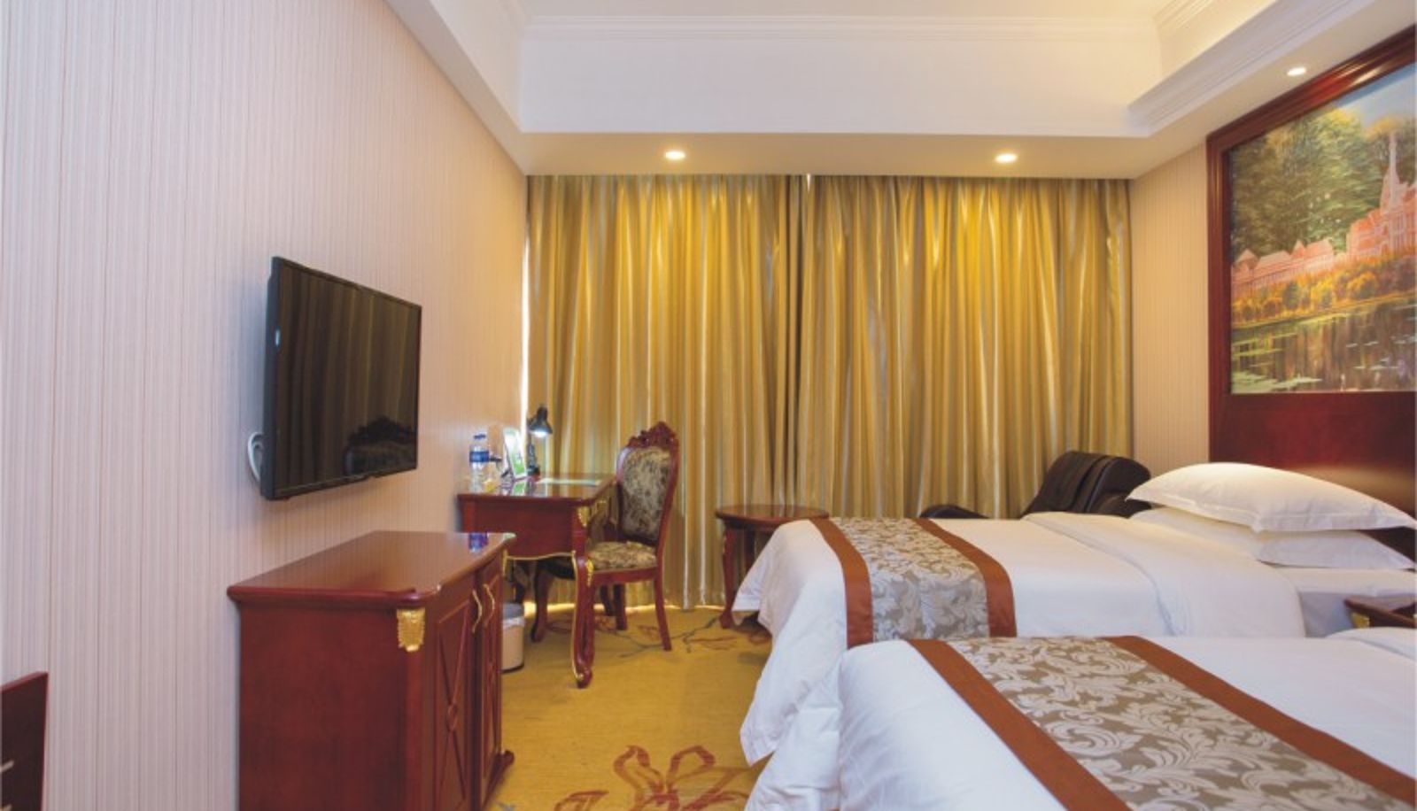 Room - vienna hotel( Xuying Road Subway Station  Hotel ) Hongqiao Exhibition Center Xuying Road Metro Station(Domestic Only)
