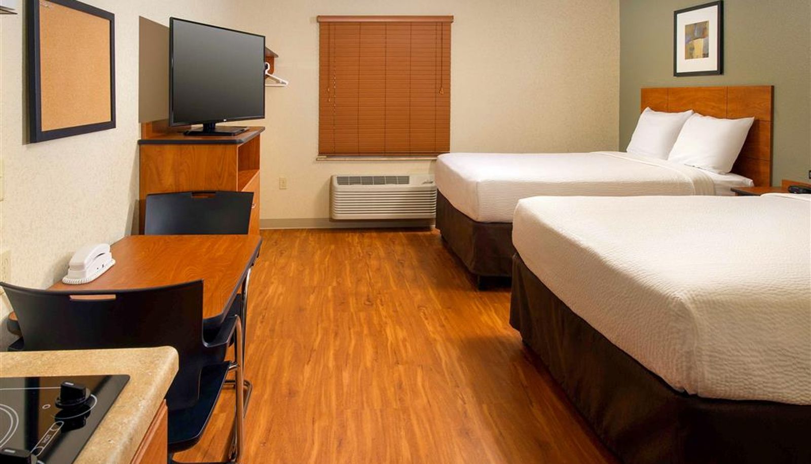 Room - WoodSpring Suites Wilkes-Barre