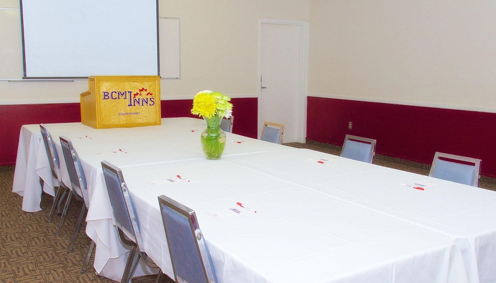 Conference room - BCMInns Lloydminster